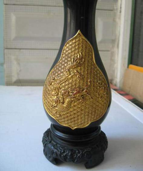 11   福州脫胎漆器真金碾泥為色.jpg