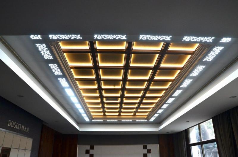 10    集成吊頂工藝精美.jpg